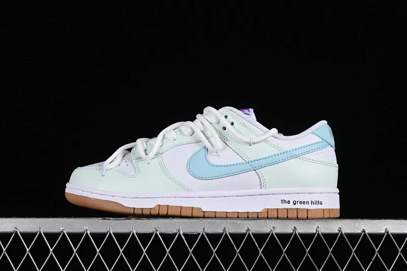 All categories Nk SB Dunk series Nk SB Dunk Low low-top sneakers Nk Dunk Low bubble sea salt fresh white and blue simple SB low-top casual sneakers FD9922-151